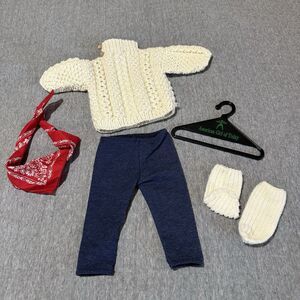 Pleasant Company American Girl of Today Apres Ski Wear Sweater Socks Hanger 1997